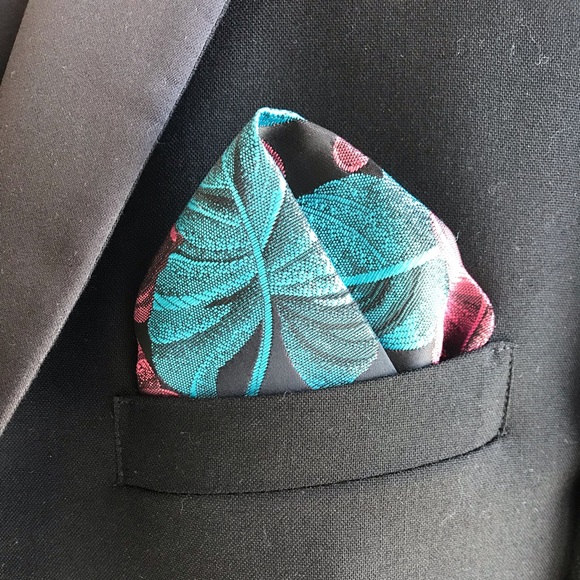 Set of 6 Vintage Pocket Squares - Picture 4 of 4